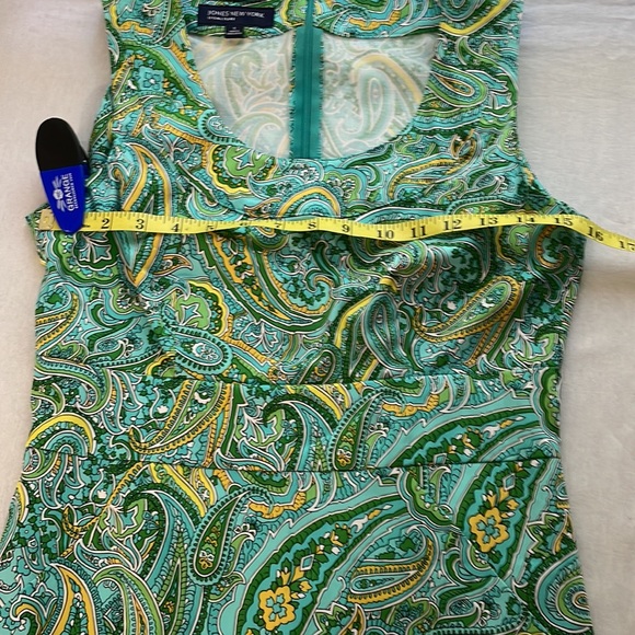 Jones of New York - size 4 - paisley dress - Picture 9 of 12